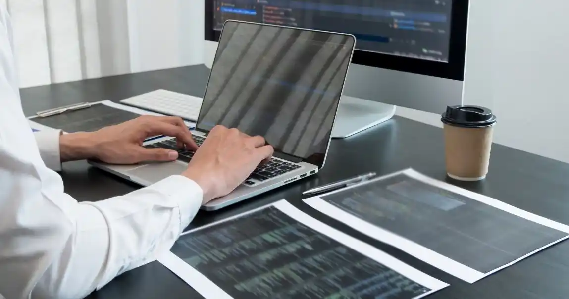 РОЗШИРЮЙТЕ МОЖЛИВОСТІ РОЗРОБКИ ПРОГРАМНОГО ЗАБЕЗПЕЧЕННЯ З INTENT SOLUTIONS